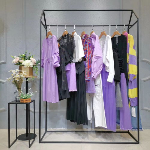 時(shí)尚秋冬女裝批發(fā) 成都品牌折扣羽絨服市場(chǎng)全攻略